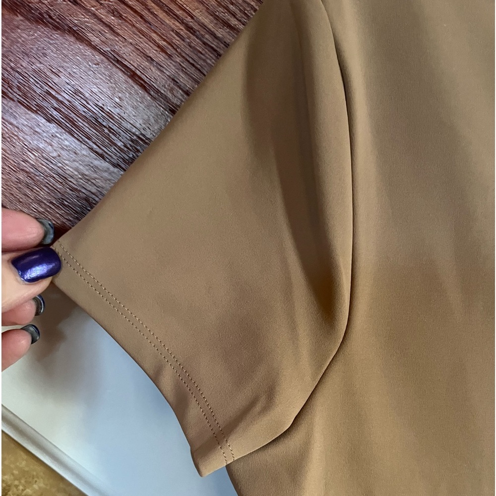 Express Body Contour High Compression Smooth, Sculpt, Define Shirt Size M - Picture 8 of 9